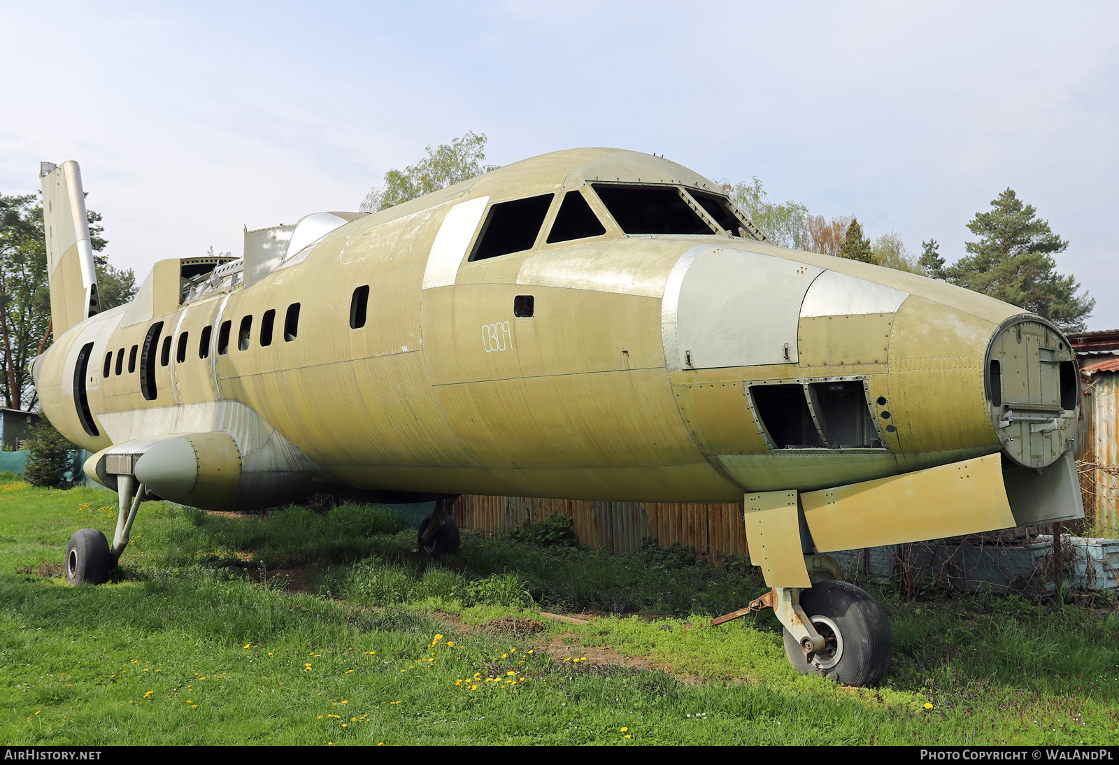 Aircraft Photo of No Reg | Let L-610GE | AirHistory.net #508563