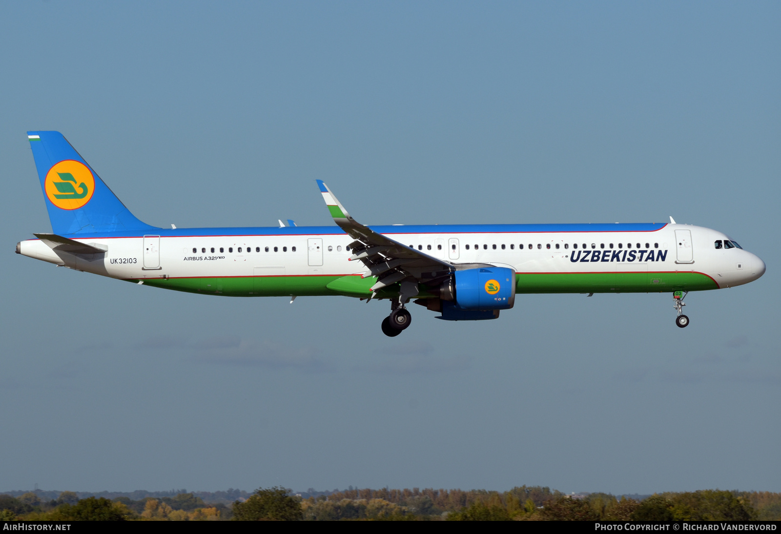 Aircraft Photo of UK32103 | Airbus A321-253NX | Uzbekistan Airways | AirHistory.net #508731