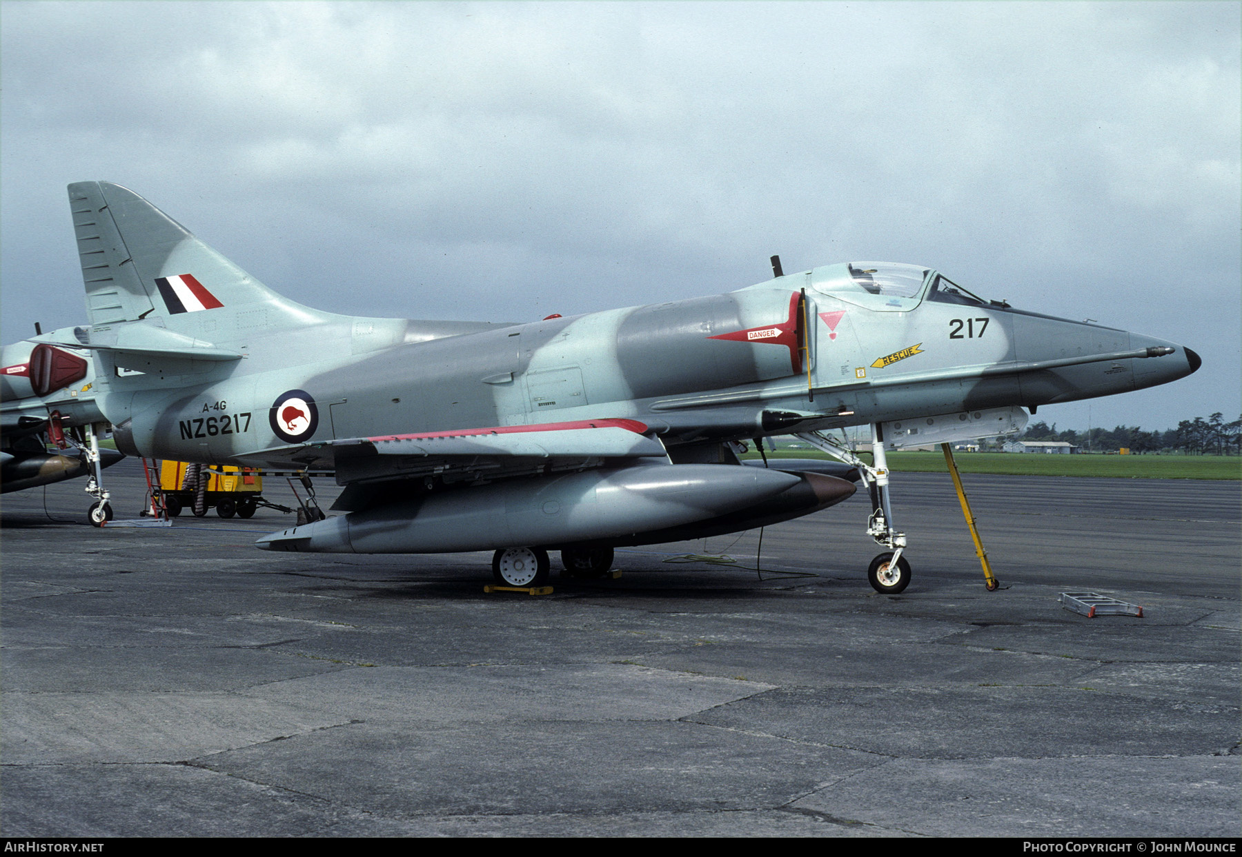 Aircraft Photo of NZ6217 | Douglas A-4G Skyhawk | New Zealand - Air Force | AirHistory.net #508782