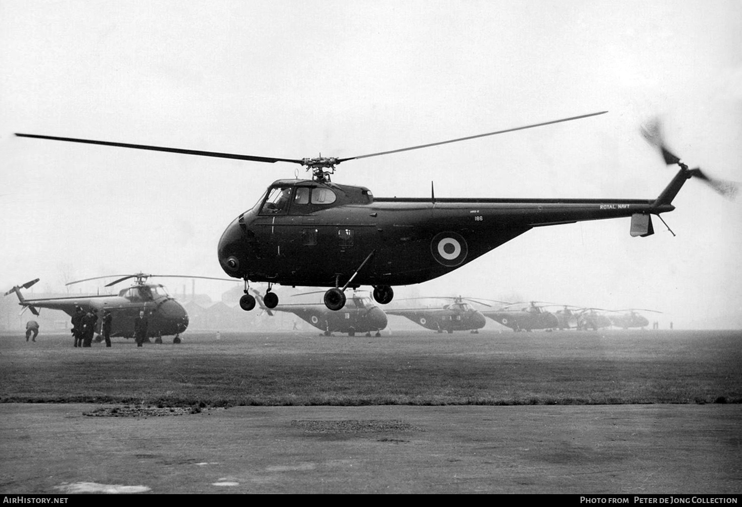 Aircraft Photo of 130186 / 186 | Sikorsky HRS-2 Whirlwind HAR21 (S-55B) | UK - Navy | AirHistory.net #508801