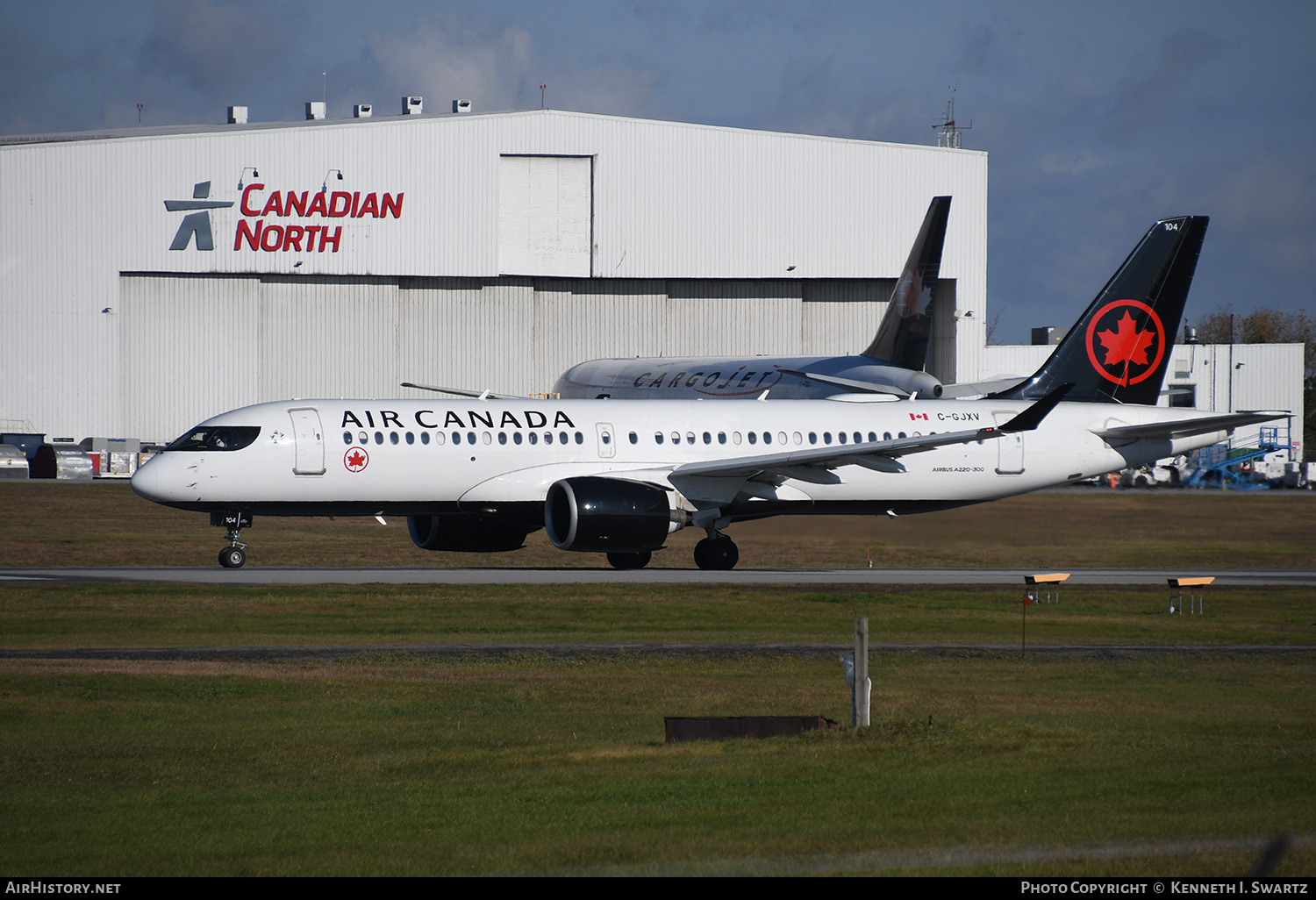 Aircraft Photo of C-GJXV | Airbus A220-371 (BD-500-1A11) | Air Canada | AirHistory.net #508822