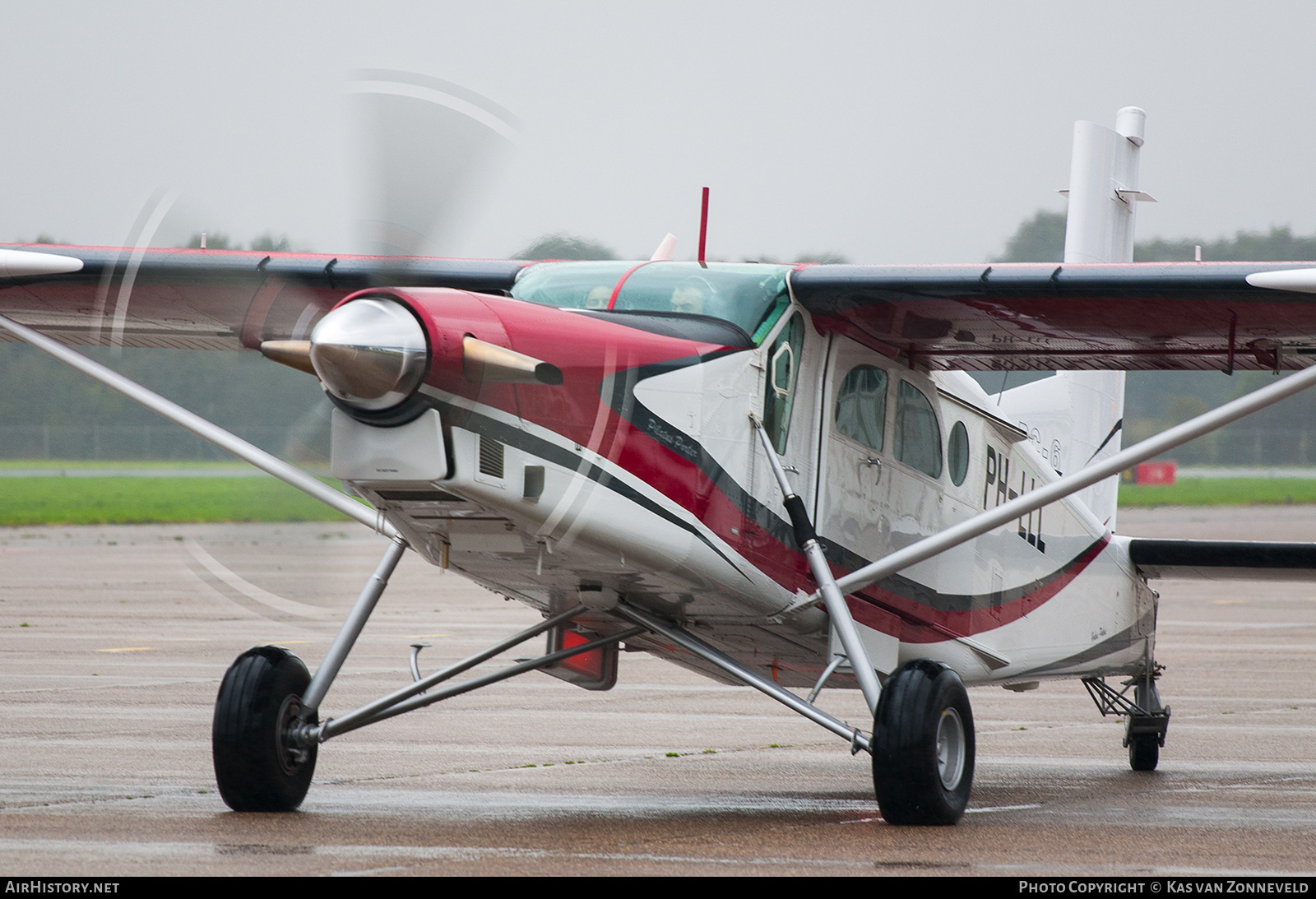 Aircraft Photo of PH-LLL | Pilatus PC-6/B2-H4 Turbo Porter | AirHistory.net #508883