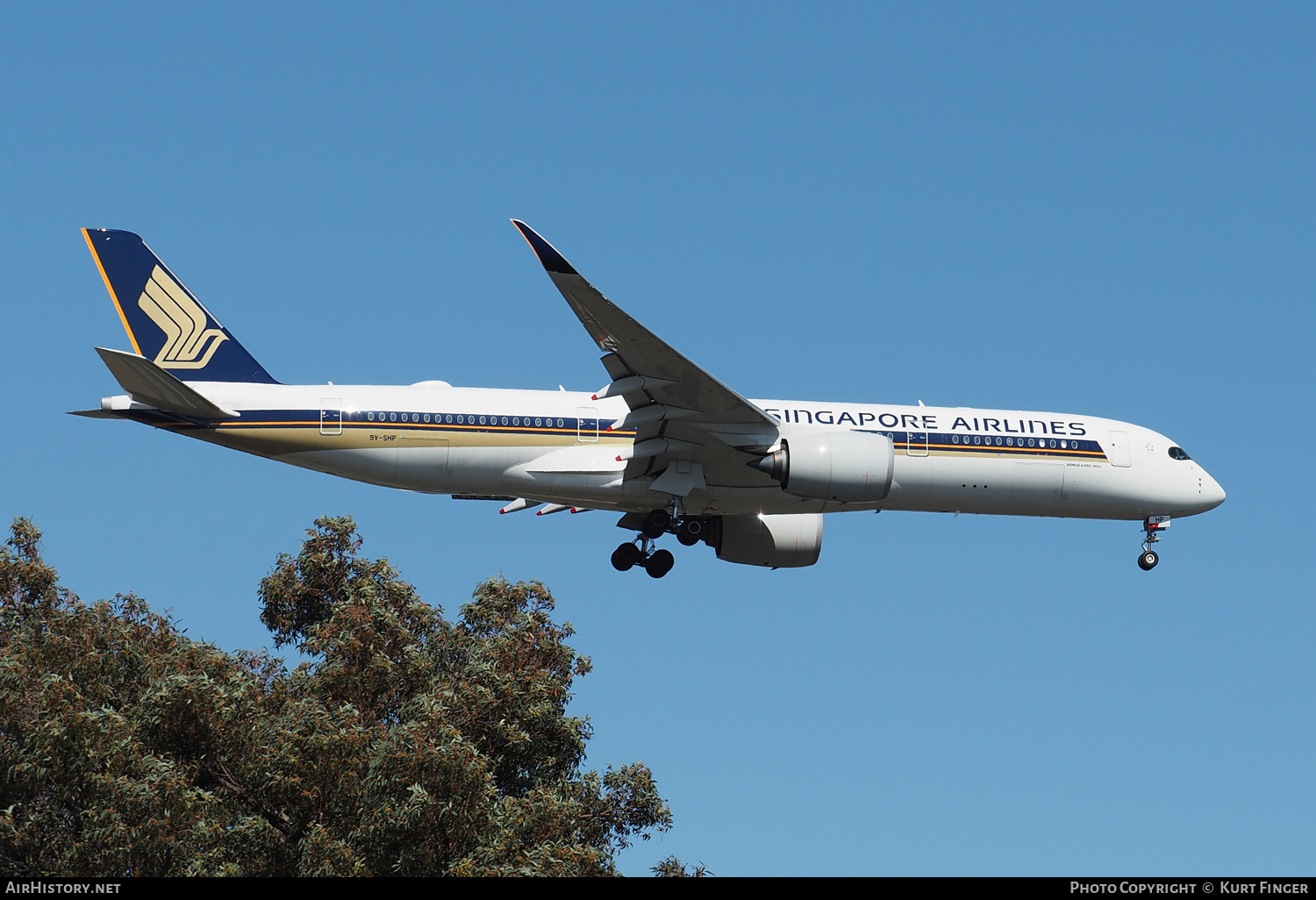 Aircraft Photo of 9V-SHP | Airbus A350-941 | Singapore Airlines | AirHistory.net #508909