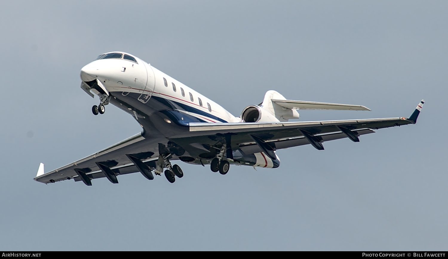 Aircraft Photo of N512FX | Bombardier Challenger 300 (BD-100-1A10) | AirHistory.net #508910