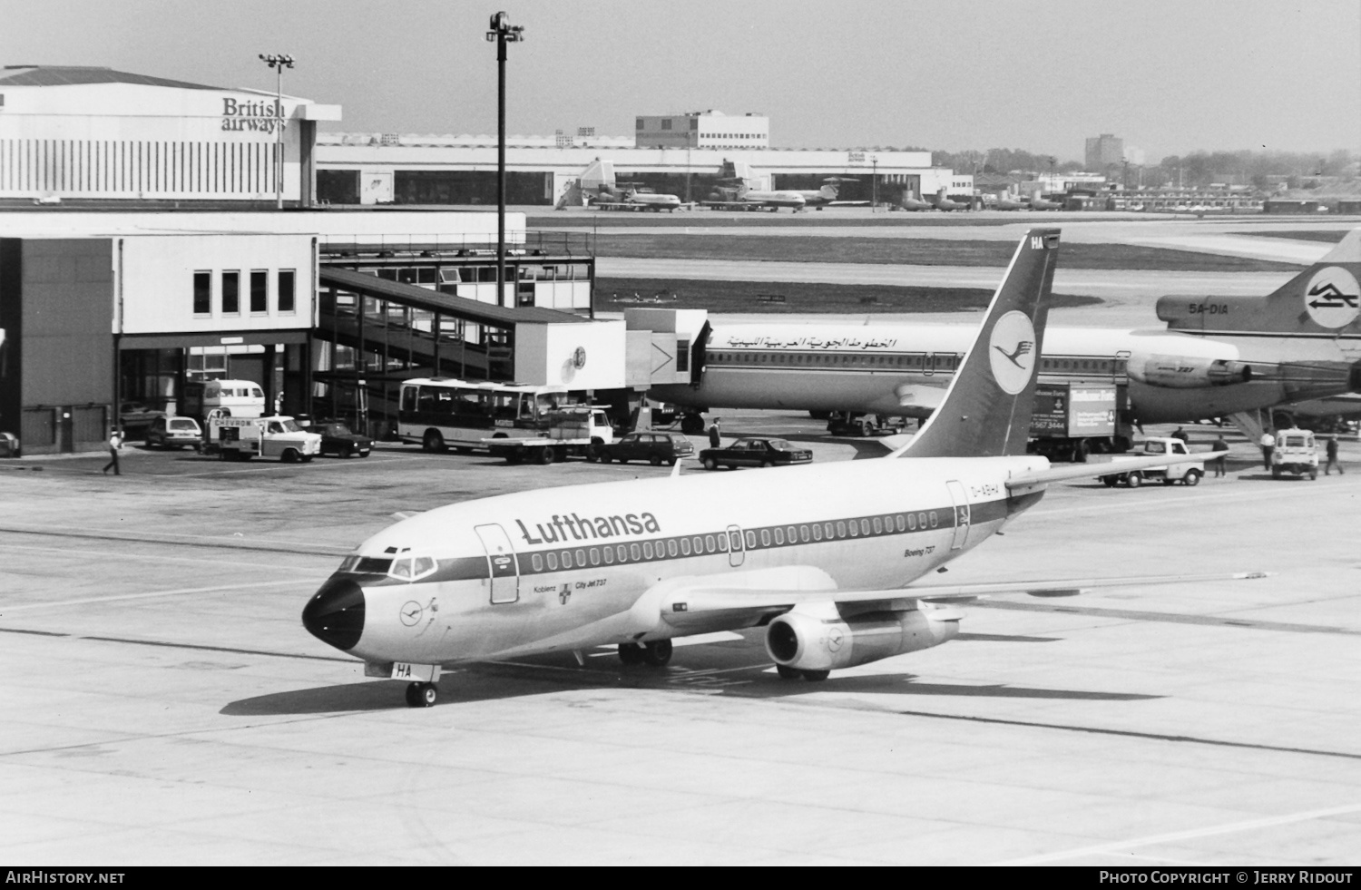Aircraft Photo of D-ABHA | Boeing 737-230/Adv | Lufthansa | AirHistory.net #508932
