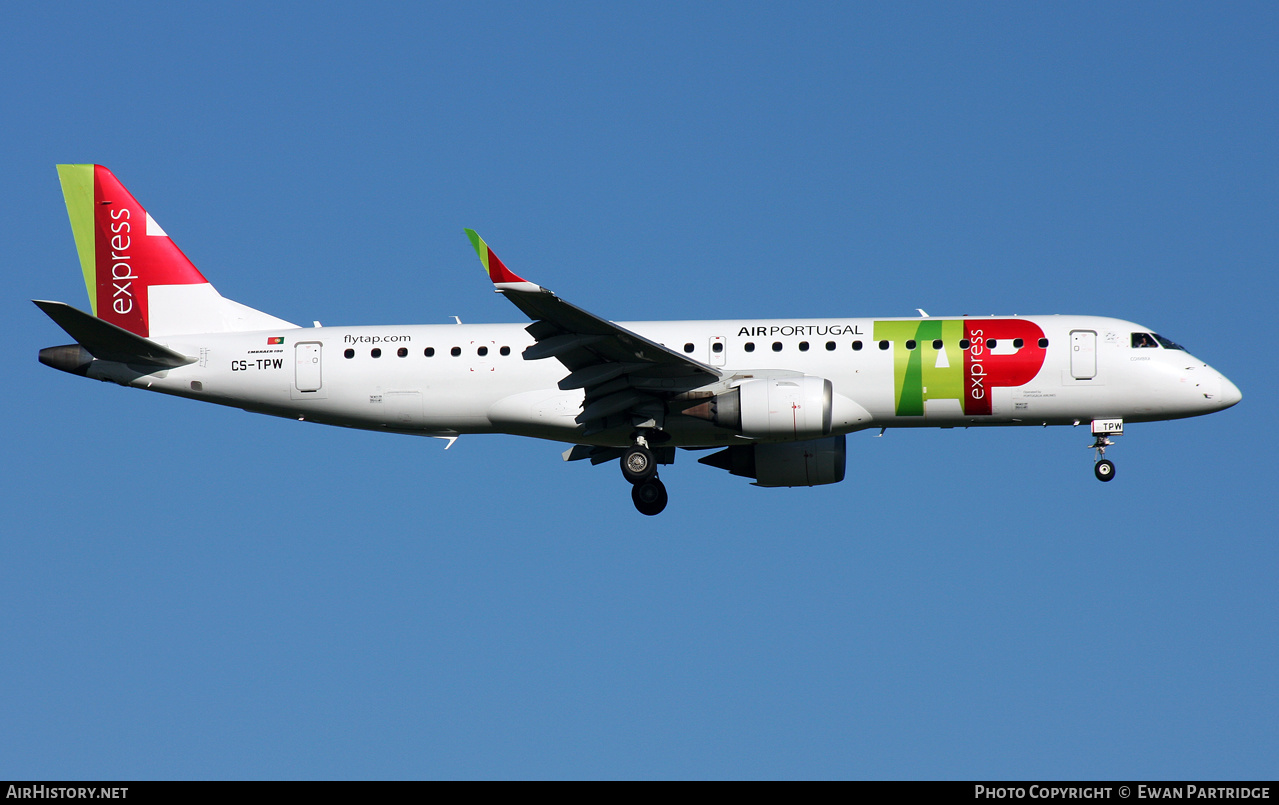 Aircraft Photo of CS-TPW | Embraer 190LR (ERJ-190-100LR) | TAP Air Portugal Express | AirHistory.net #508986