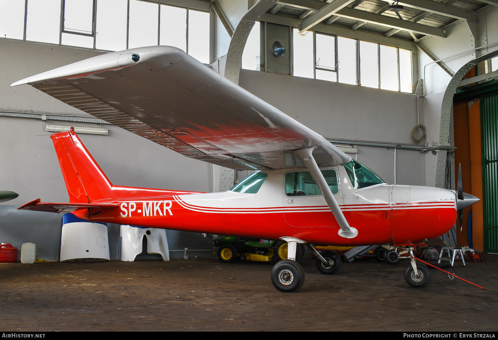 Aircraft Photo of SP-MKR | Cessna 150G | AirHistory.net #509005