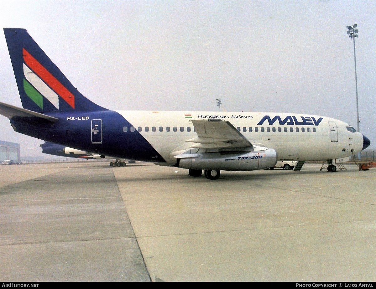 Aircraft Photo of HA-LEB | Boeing 737-2M8/Adv | Malév - Hungarian Airlines | AirHistory.net #509068