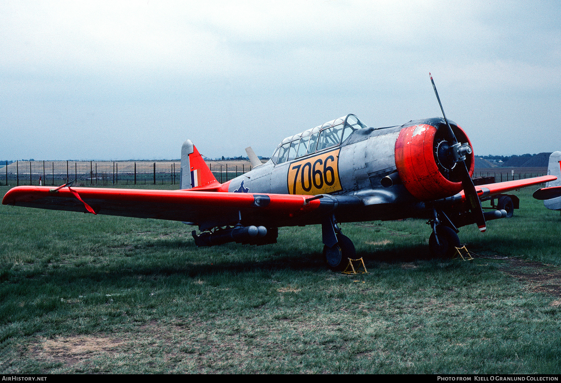 Aircraft Photo of 7066 | North American AT-6C Harvard IIA | South Africa - Air Force | AirHistory.net #509077