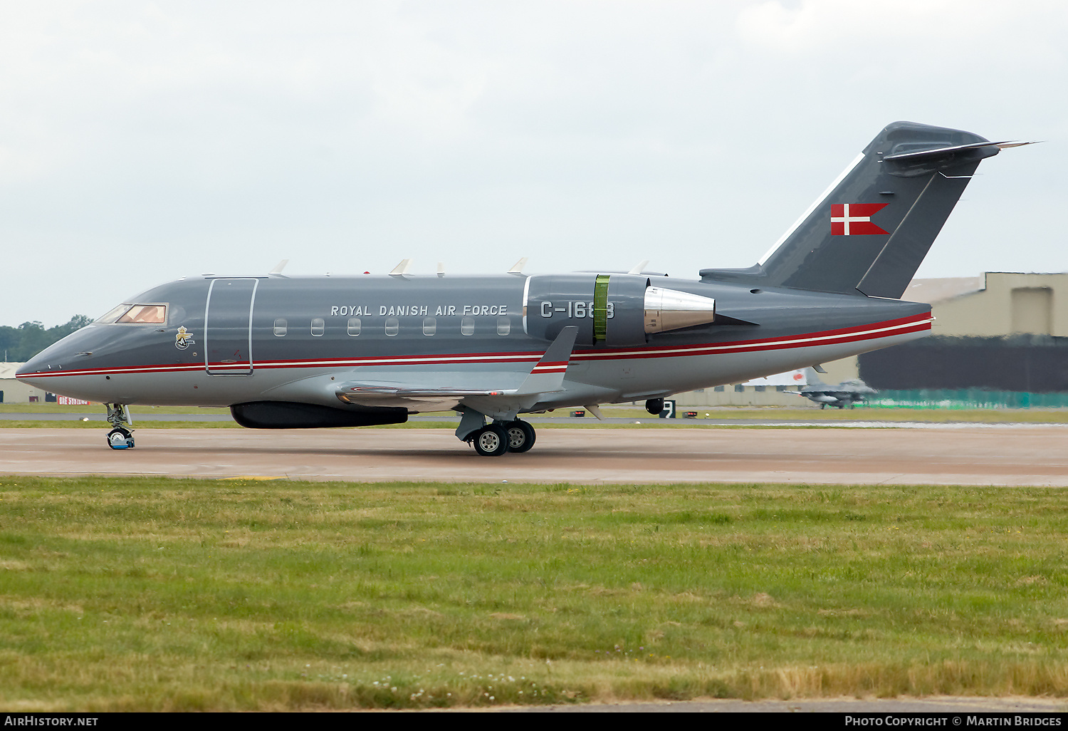 Aircraft Photo of C-168 | Bombardier Challenger 604 (CL-600-2B16) | Denmark - Air Force | AirHistory.net #509103