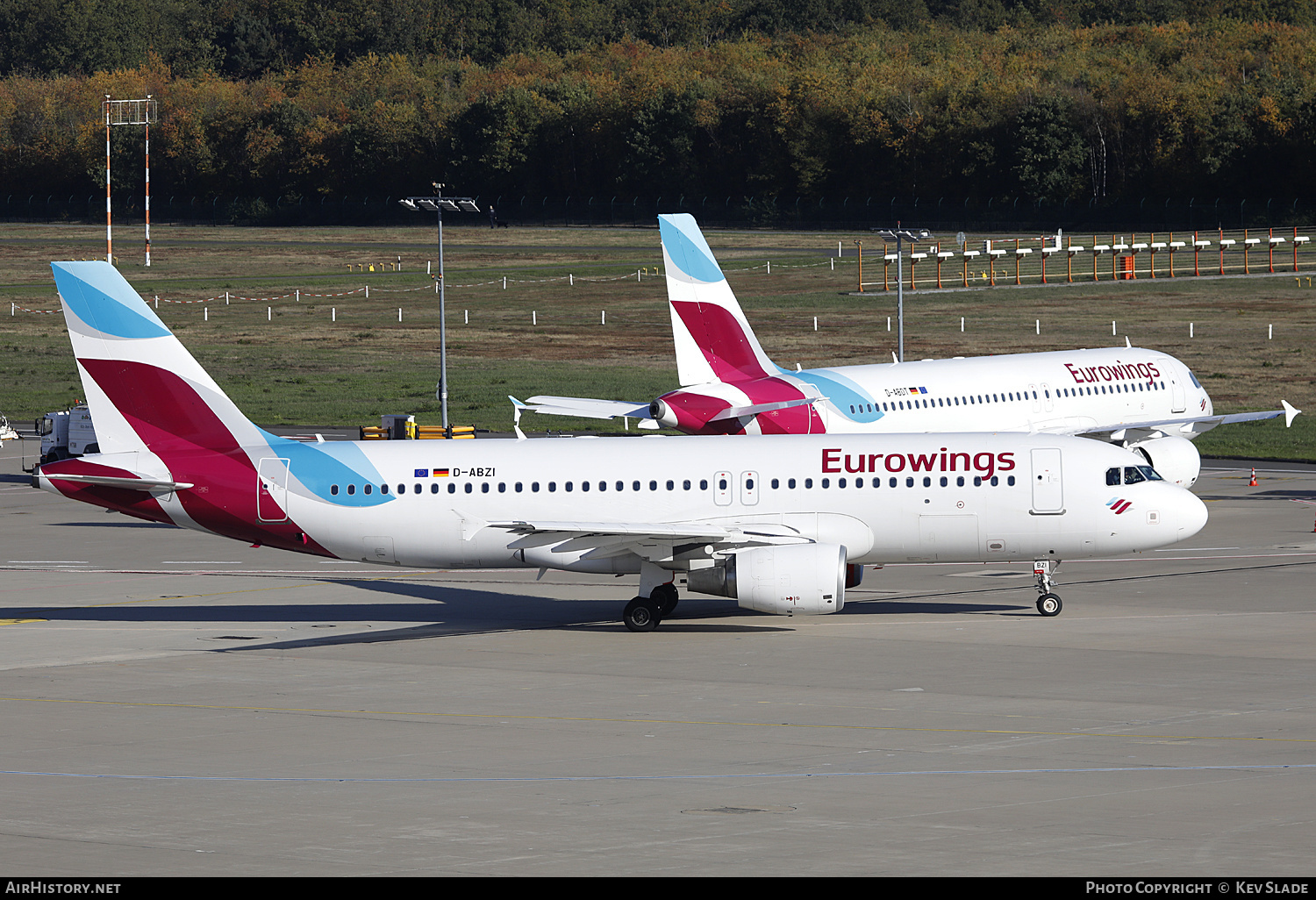Aircraft Photo of D-ABZI | Airbus A320-216 | Eurowings | AirHistory.net #509104