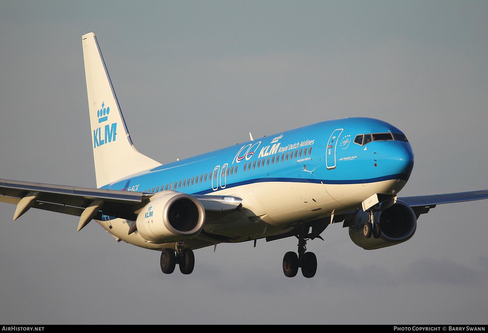 Aircraft Photo of PH-BCK | Boeing 737-800 | KLM - Royal Dutch Airlines | AirHistory.net #509245