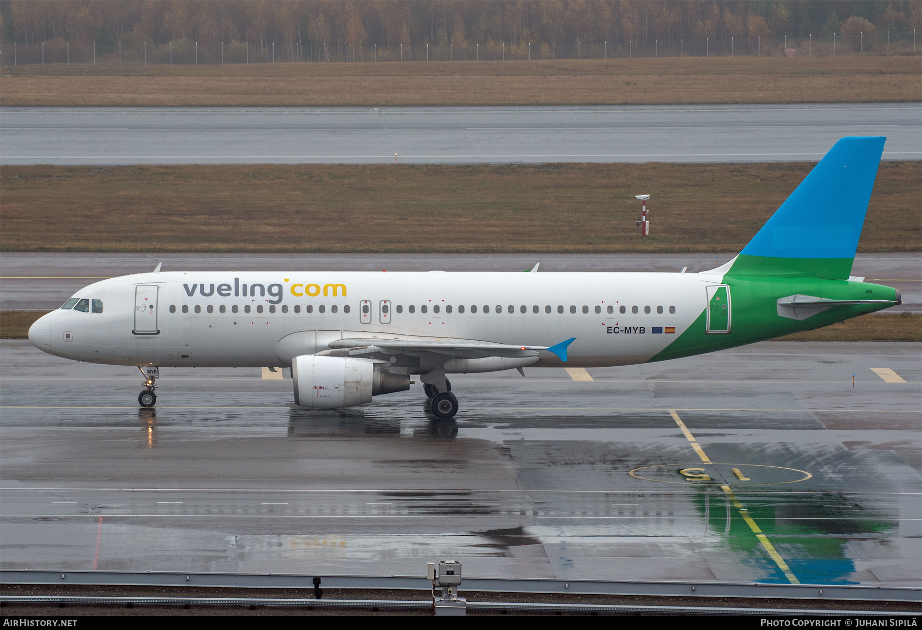 Aircraft Photo of EC-MYB | Airbus A320-214 | Vueling Airlines | AirHistory.net #509316