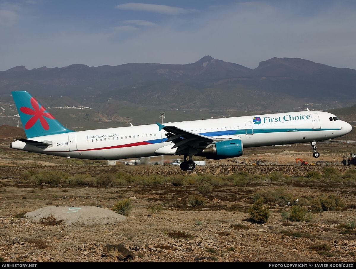 Aircraft Photo of G-OOAE | Airbus A321-211 | First Choice Airways | AirHistory.net #509402