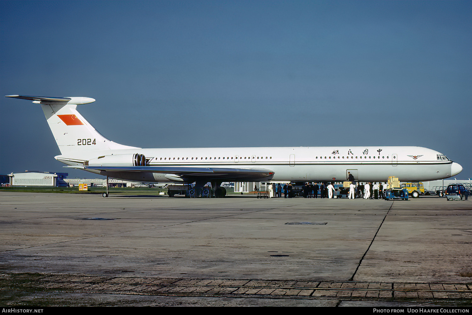 Aircraft Photo of B-2024 | Ilyushin Il-62 | CAAC - Civil Aviation Administration of China | AirHistory.net #509403