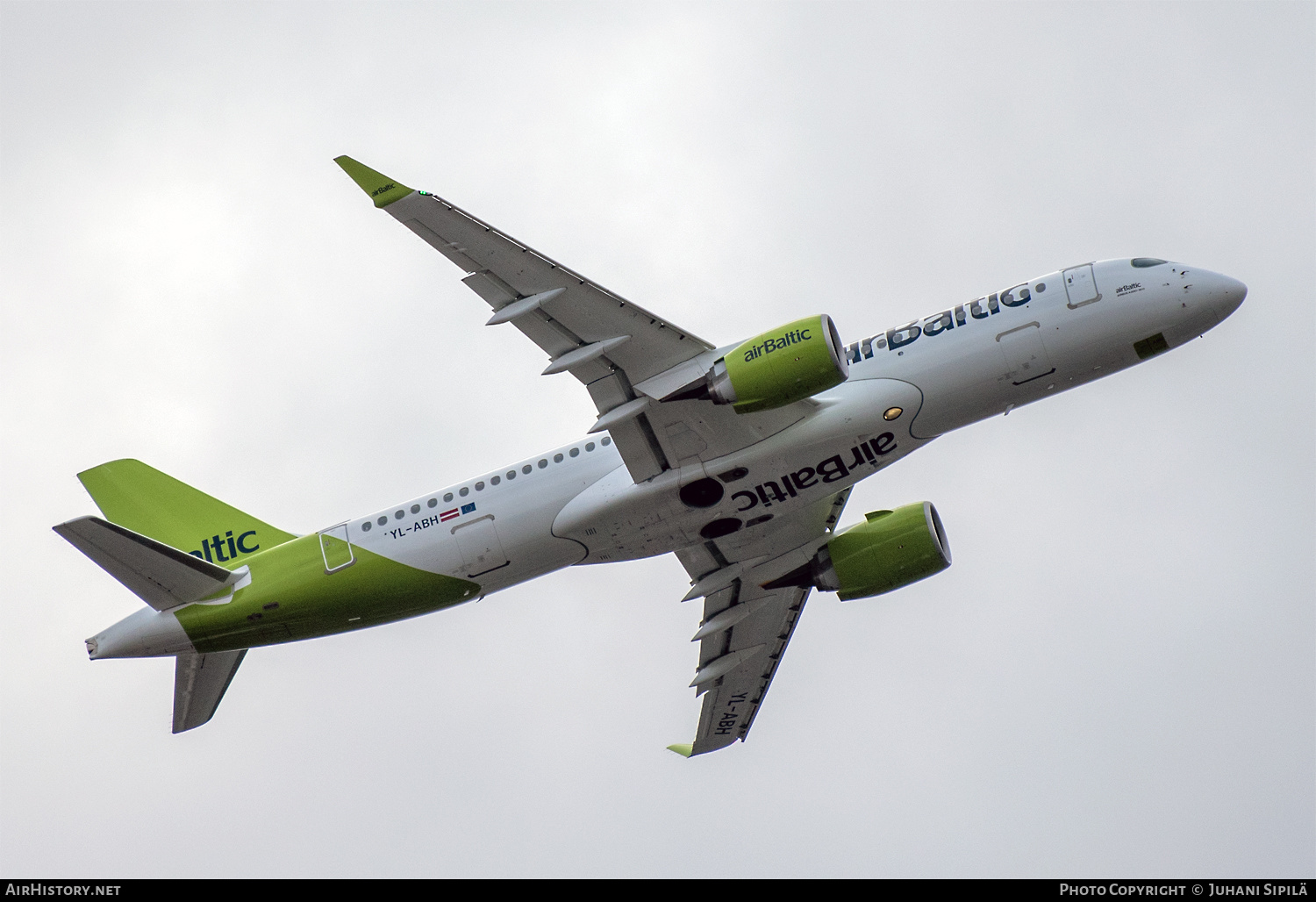 Aircraft Photo of YL-ABH | Airbus A220-371 (BD-500-1A11) | AirBaltic | AirHistory.net #509411