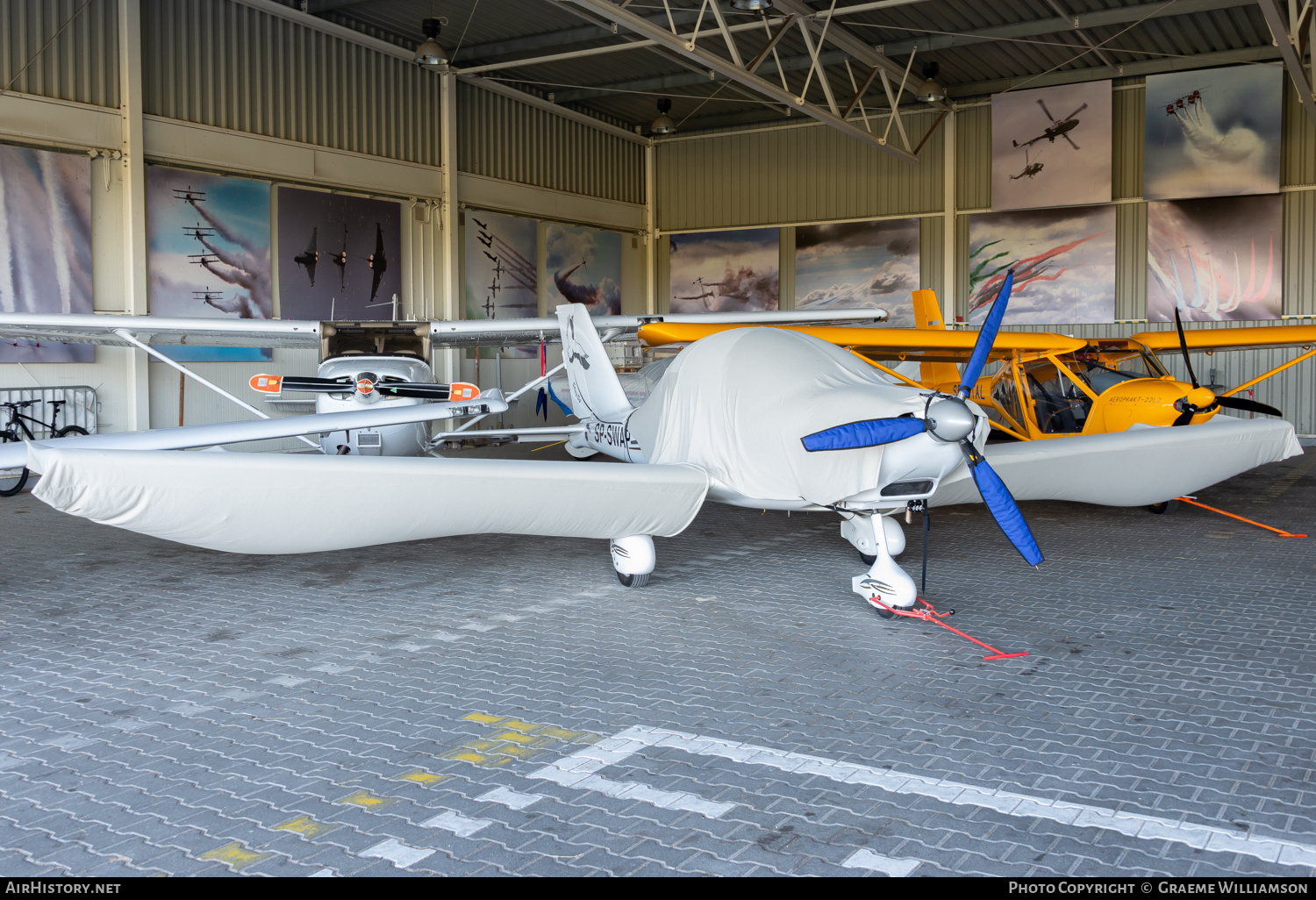 Aircraft Photo of SP-SWAP | TL-Ultralight TL-2000 Sting S4 | AirHistory.net #509417