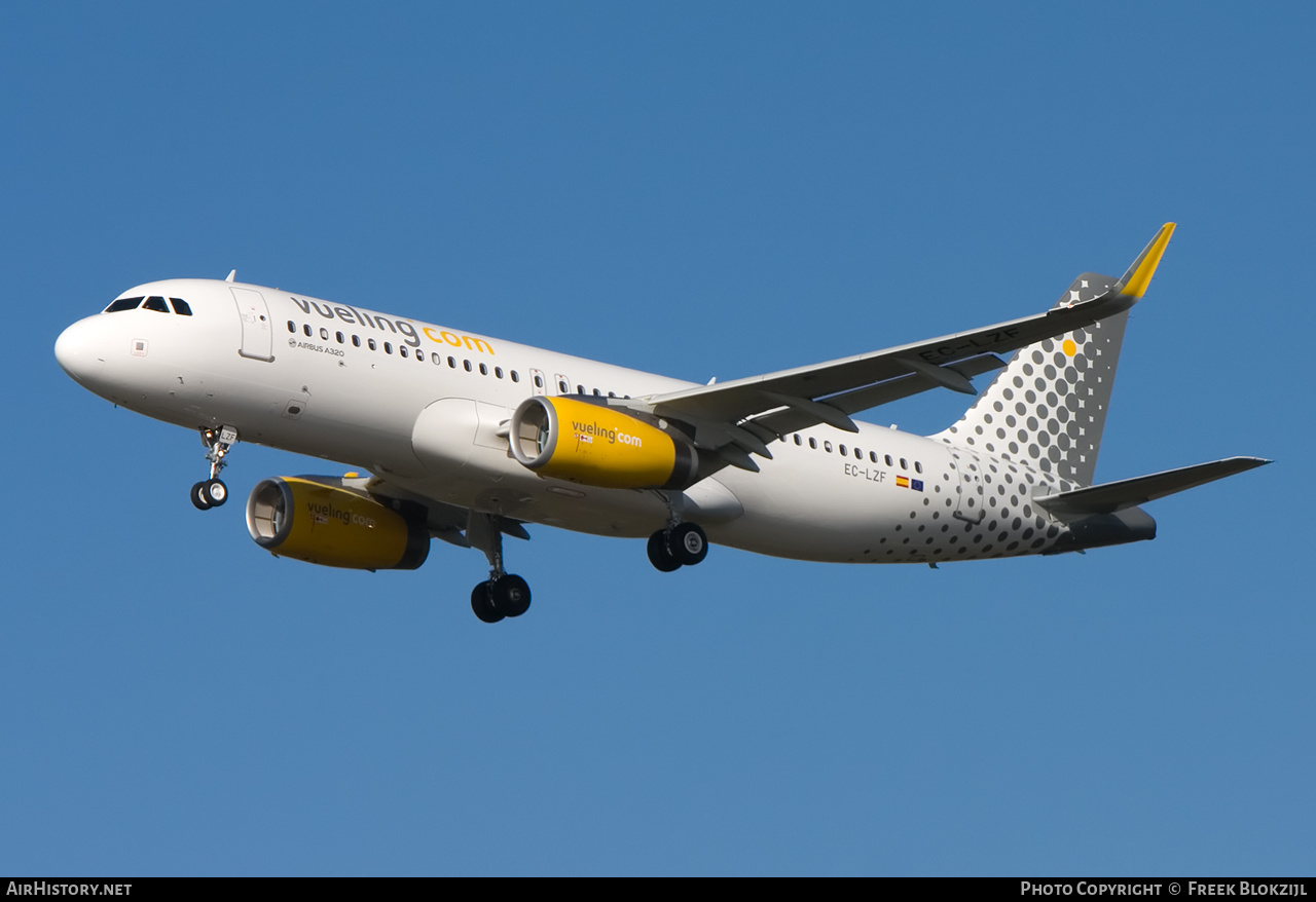 Aircraft Photo of EC-LZF | Airbus A320-232 | Vueling Airlines | AirHistory.net #509428