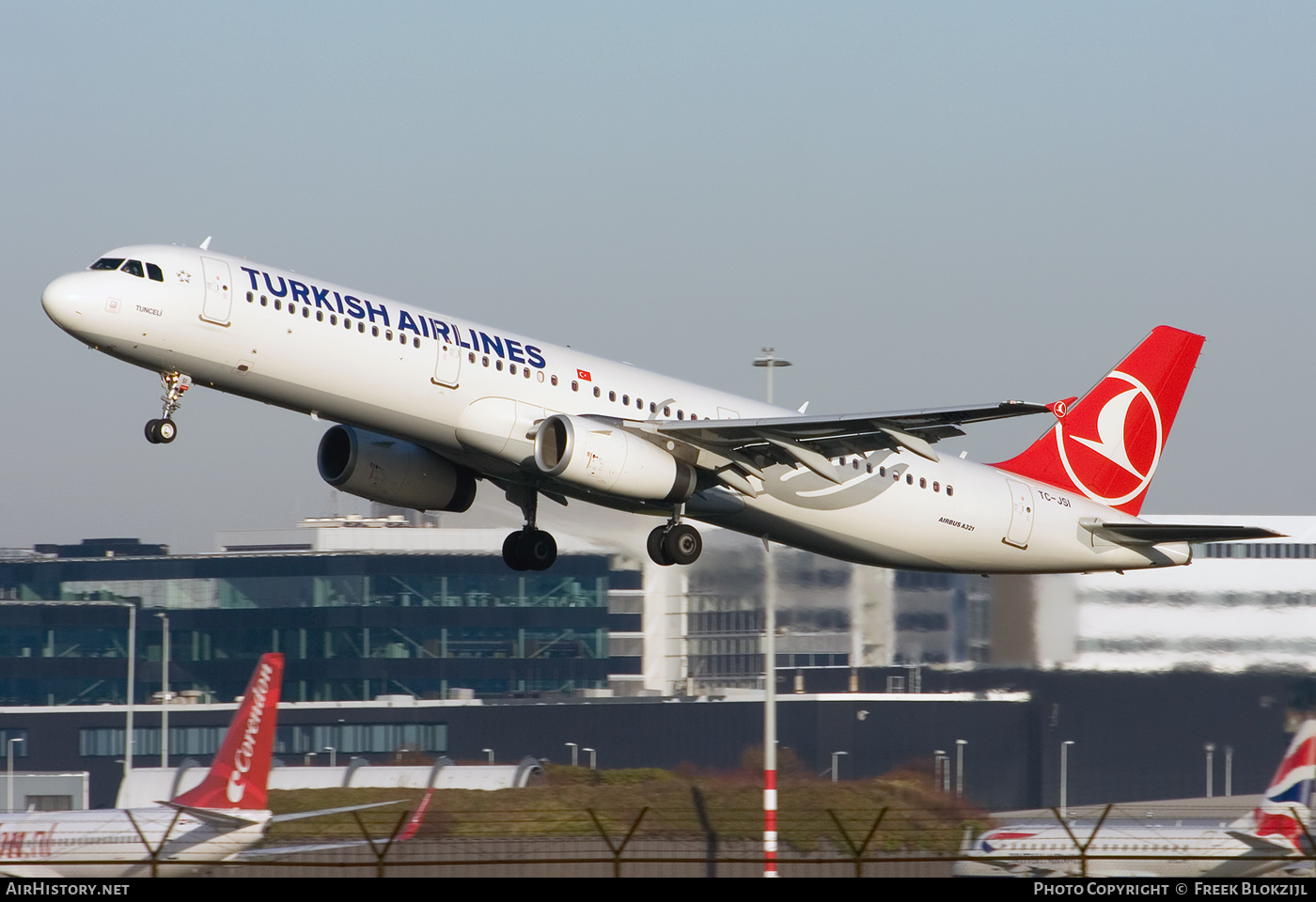 Aircraft Photo of TC-JSI | Airbus A321-231 | Turkish Airlines | AirHistory.net #509431