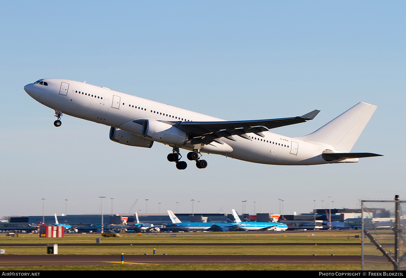 Aircraft Photo of G-VYGL | Airbus A330-243 | AirHistory.net #509465