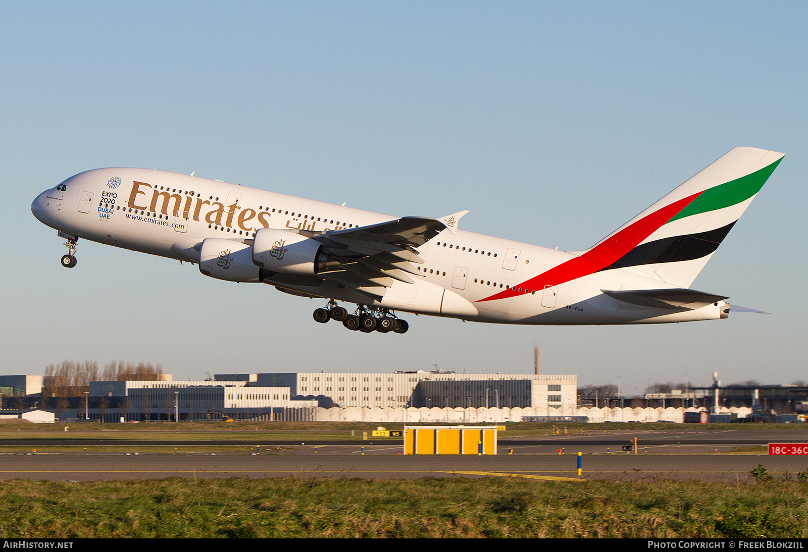 Aircraft Photo of A6-EOK | Airbus A380-861 | Emirates | AirHistory.net #509526