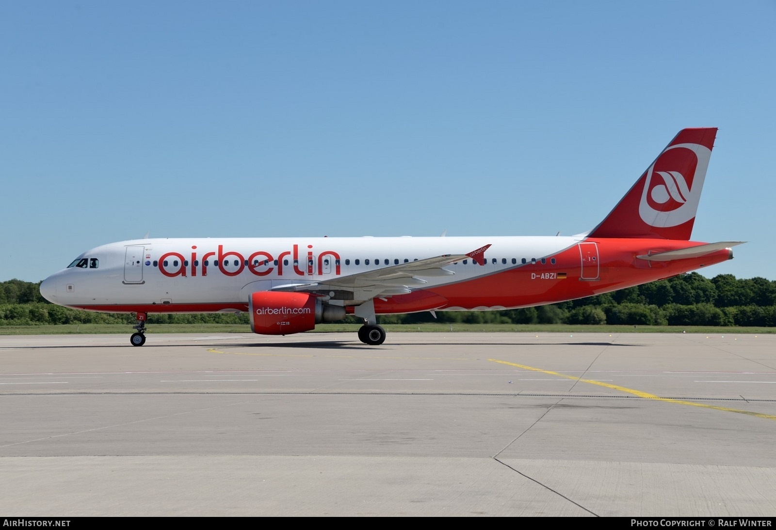 Aircraft Photo of D-ABZI | Airbus A320-216 | Air Berlin | AirHistory.net #509612