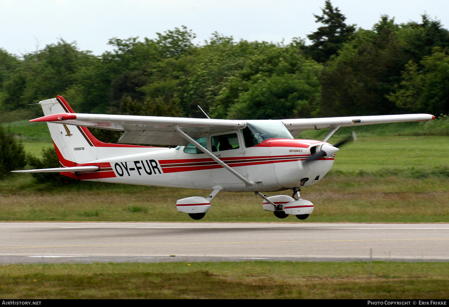 Aircraft Photo of OY-FUR | Cessna 172P Skyhawk | AirHistory.net #509678