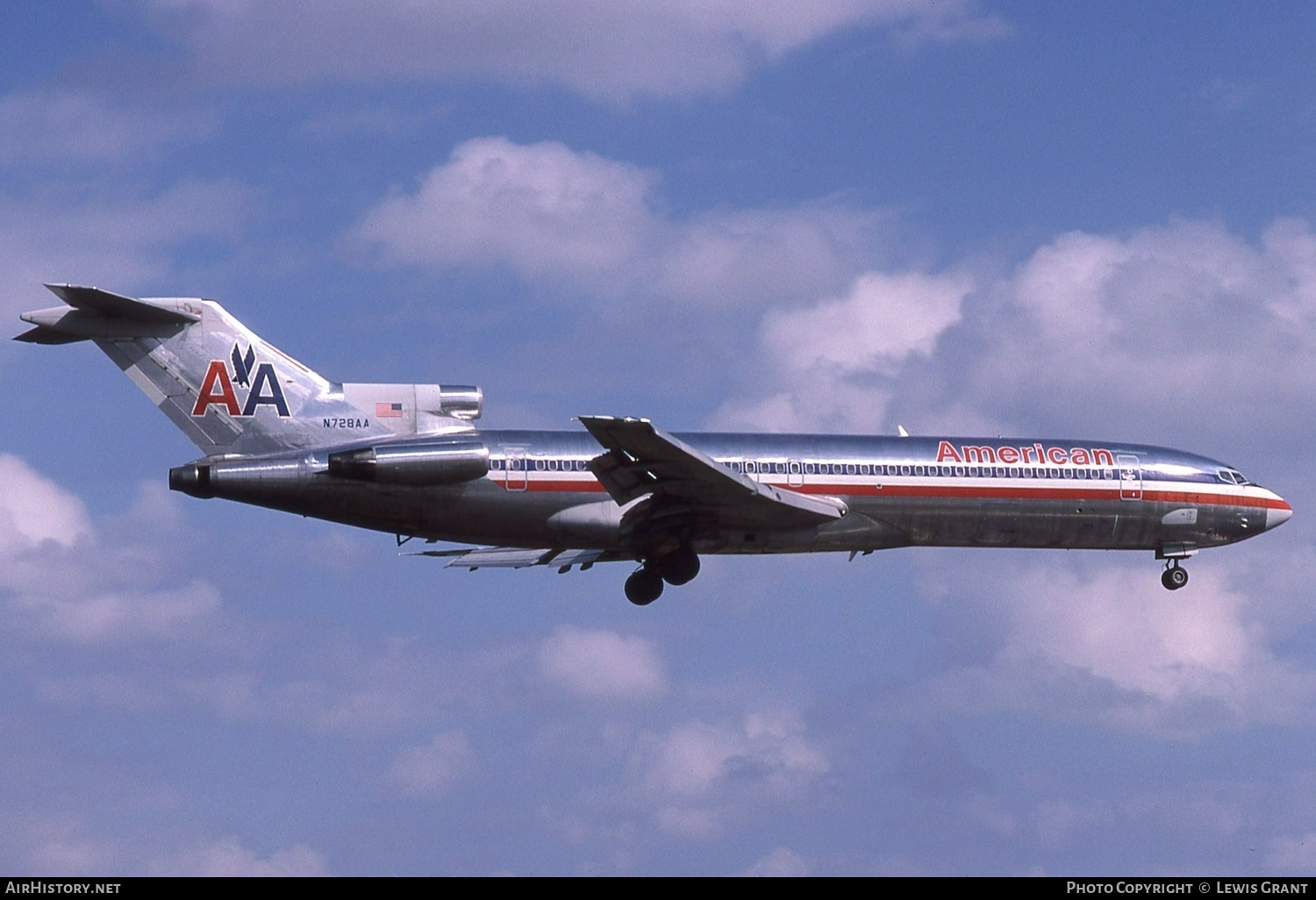 Aircraft Photo of N728AA | Boeing 727-227/Adv | American Airlines | AirHistory.net #509728