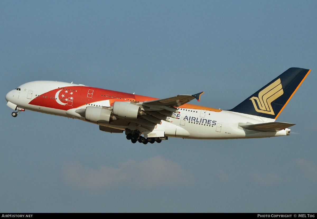 Aircraft Photo of 9V-SKJ | Airbus A380-841 | Singapore Airlines | AirHistory.net #509851