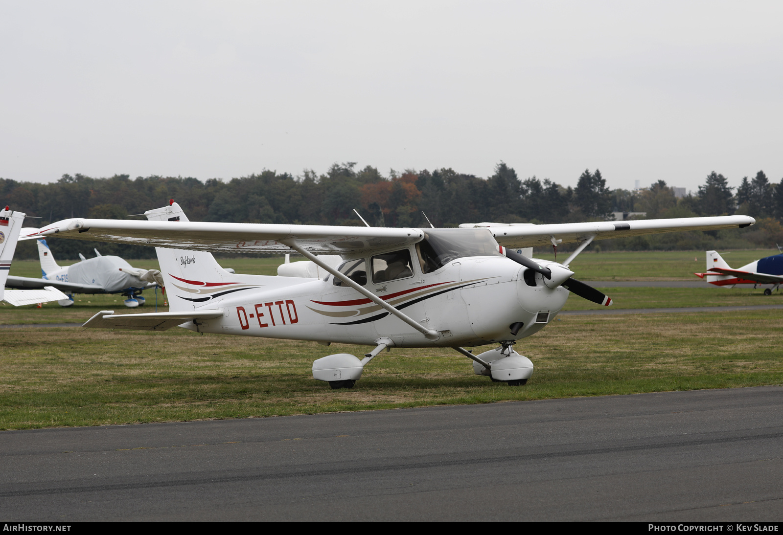 Aircraft Photo of D-ETTD | Cessna 172R Skyhawk | AirHistory.net #509857