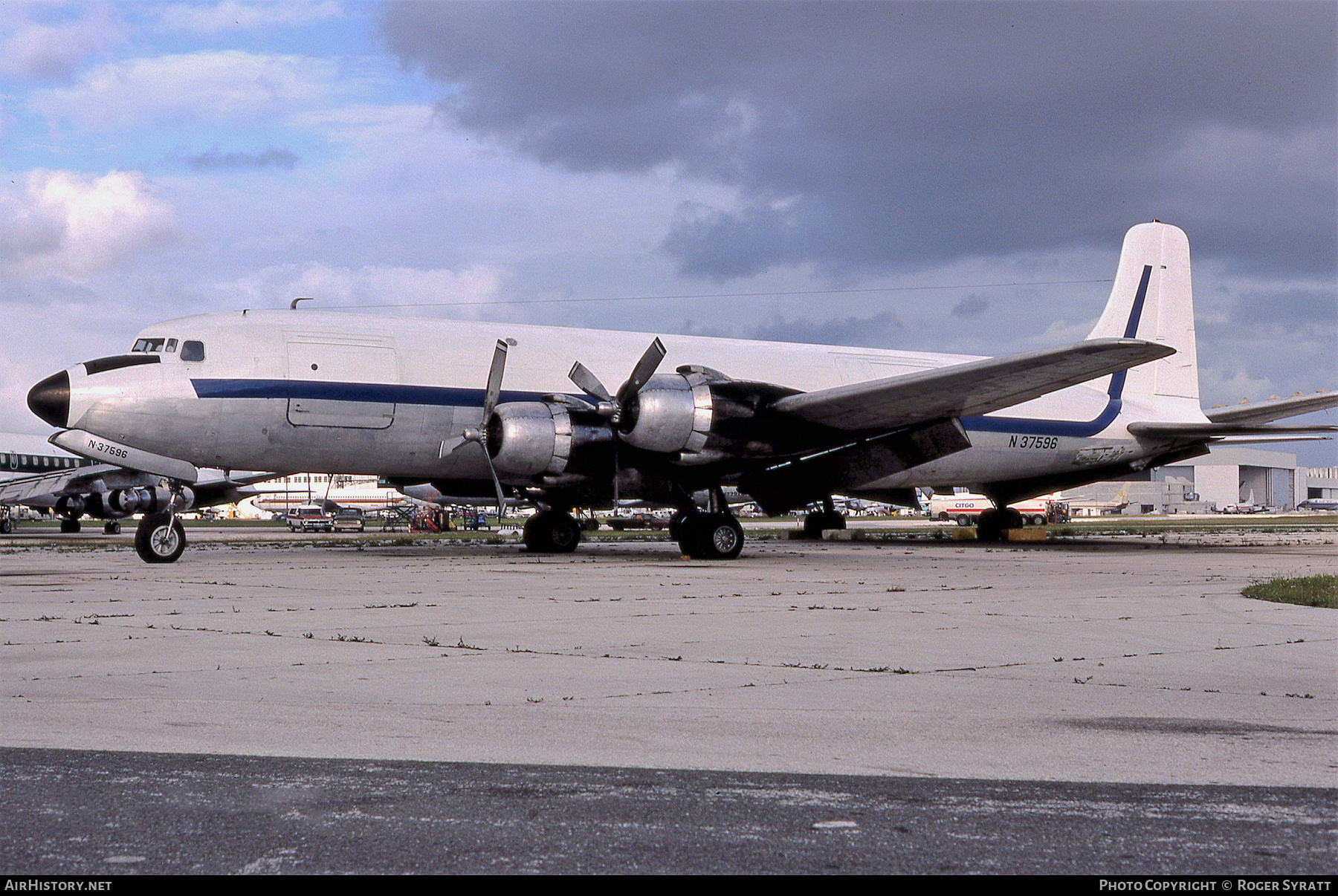 Aircraft Photo of N37596 | Douglas DC-6A | AirHistory.net #509918