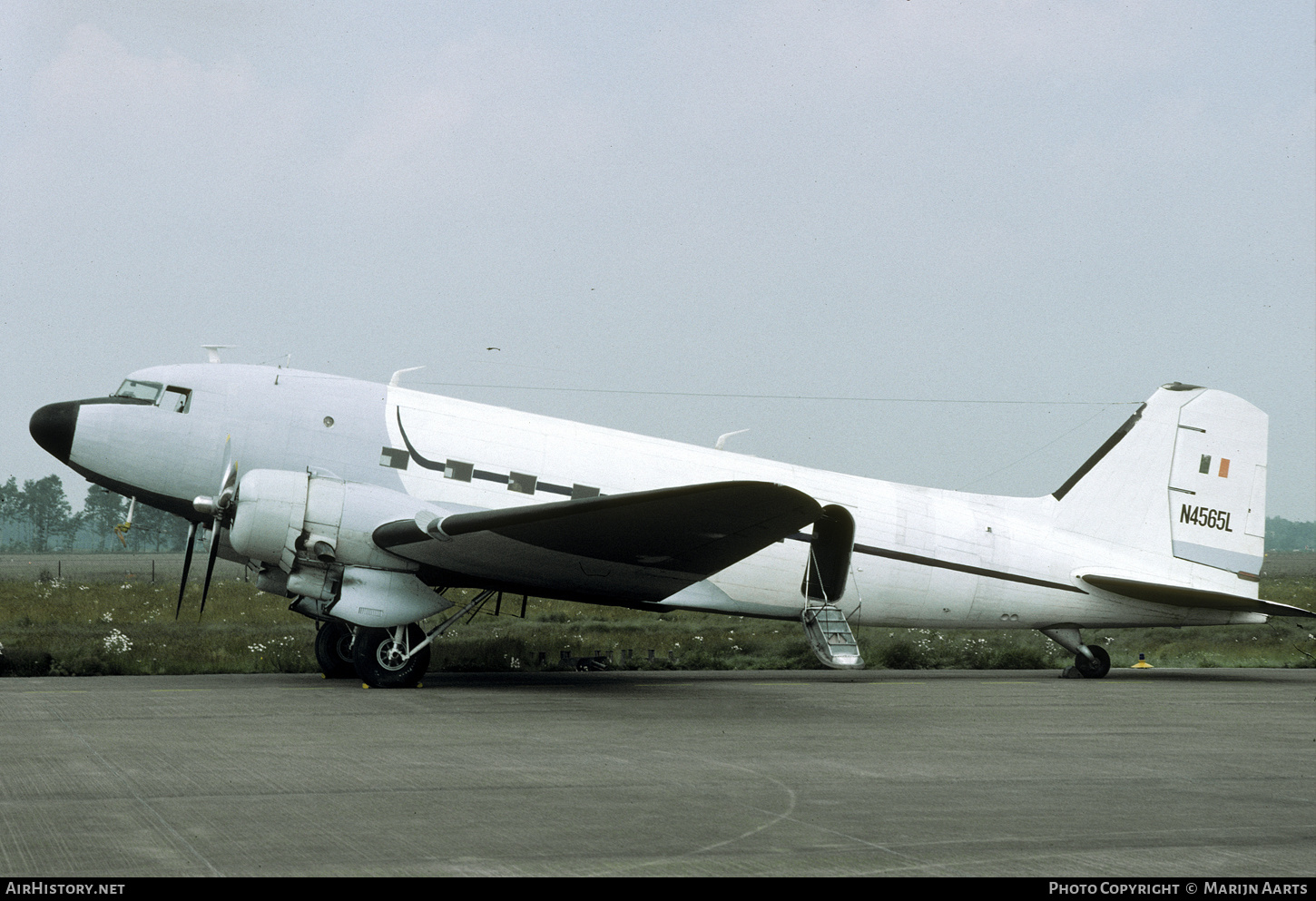 Aircraft Photo of N4565L | Douglas DC-3-201A | AirHistory.net #509923