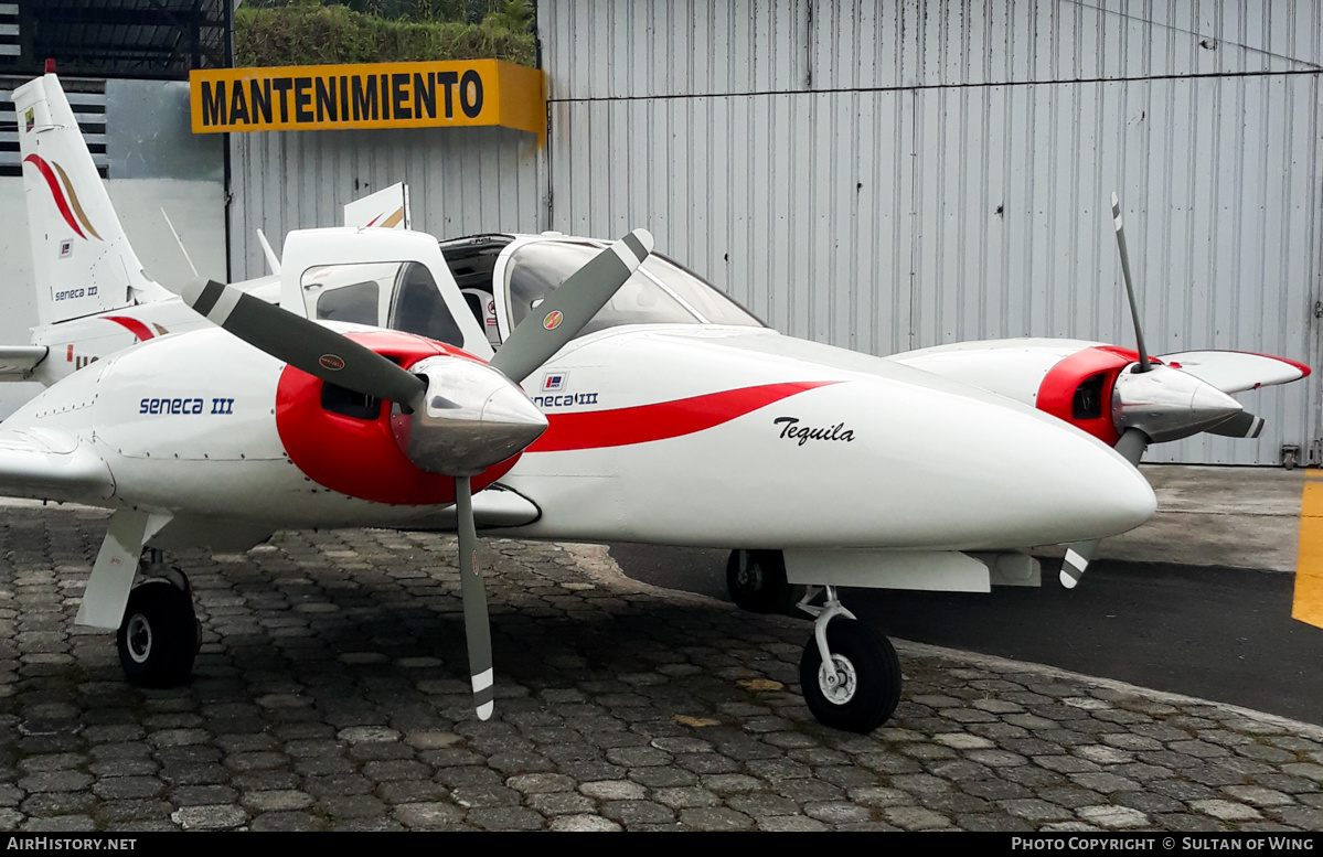 Aircraft Photo of HC-BPQ | Piper PA-34-200T Seneca II | Tevcol - Transportadora Ecuatoriana de Valores | AirHistory.net #509947