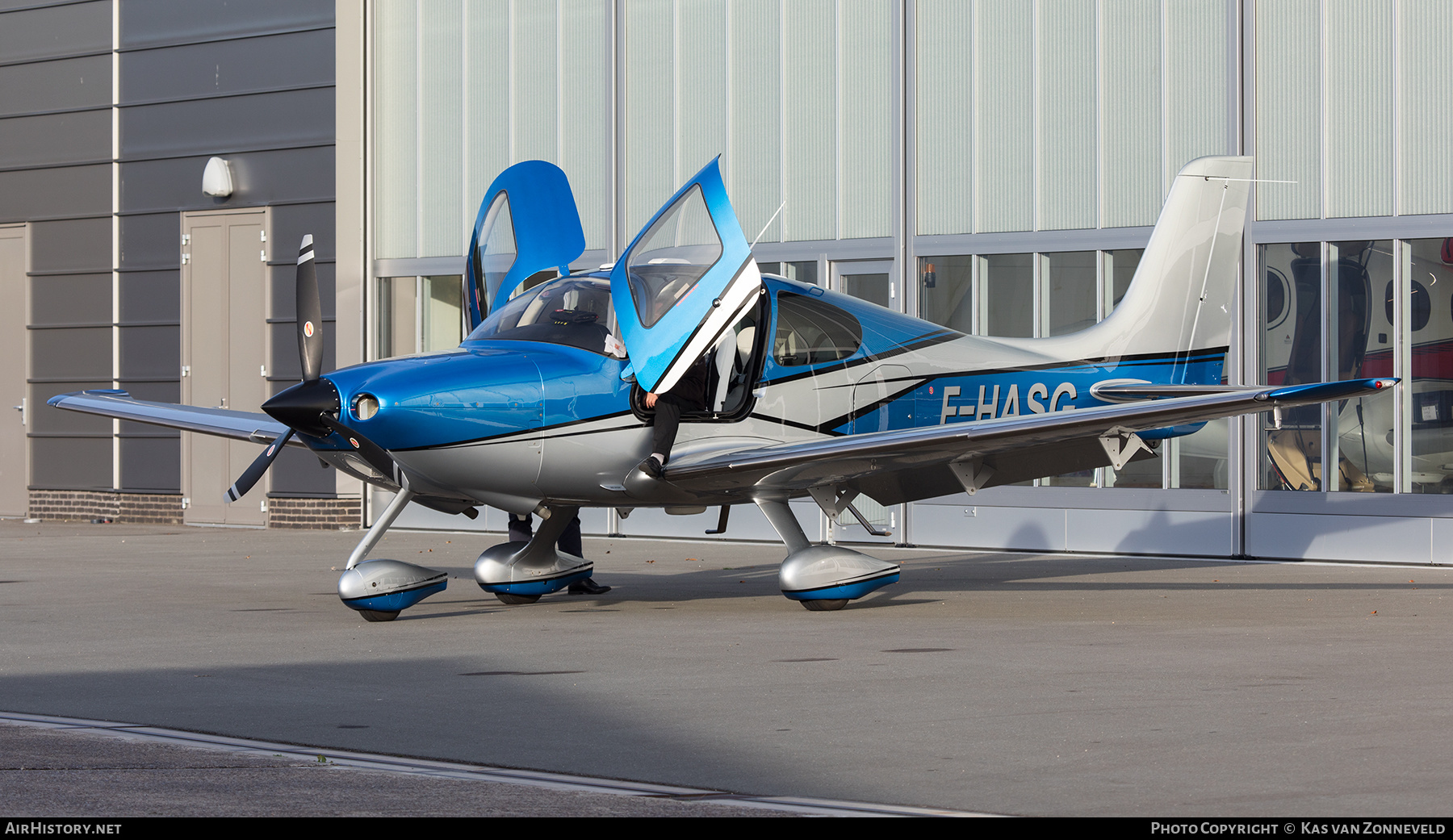 Aircraft Photo of F-HASG | Cirrus SR-22 G3-GTS | AirHistory.net #509952