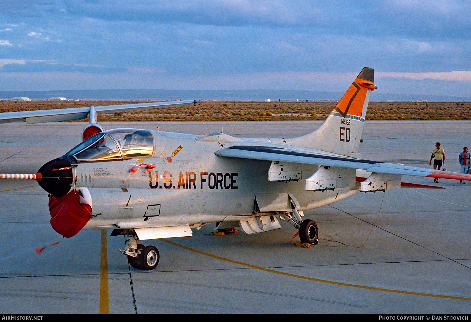 Aircraft Photo of 67-14582 / 14582 | LTV YA-7D Corsair II | USA - Air Force | AirHistory.net #510122