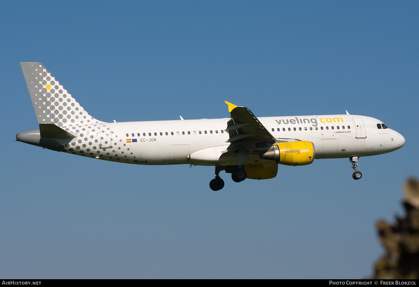 Aircraft Photo of EC-JGM | Airbus A320-214 | Vueling Airlines | AirHistory.net #510413