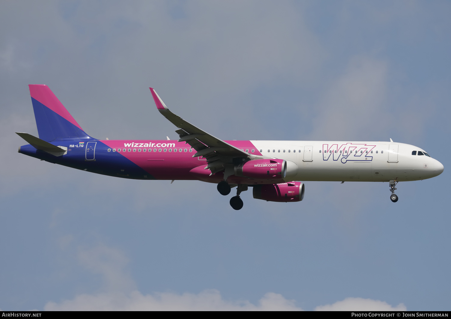 Aircraft Photo of HA-LTG | Airbus A321-231 | Wizz Air | AirHistory.net #510460