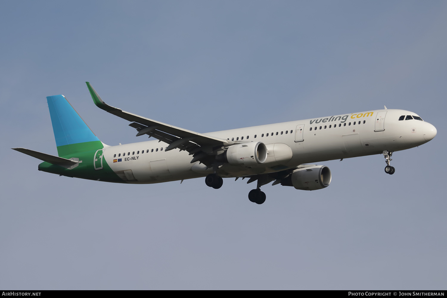 Aircraft Photo of EC-NLY | Airbus A321-211 | Vueling Airlines | AirHistory.net #510565