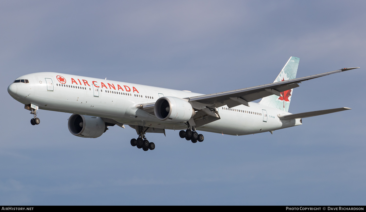 Aircraft Photo of C-FIVM | Boeing 777-333/ER | Air Canada | AirHistory.net #510598