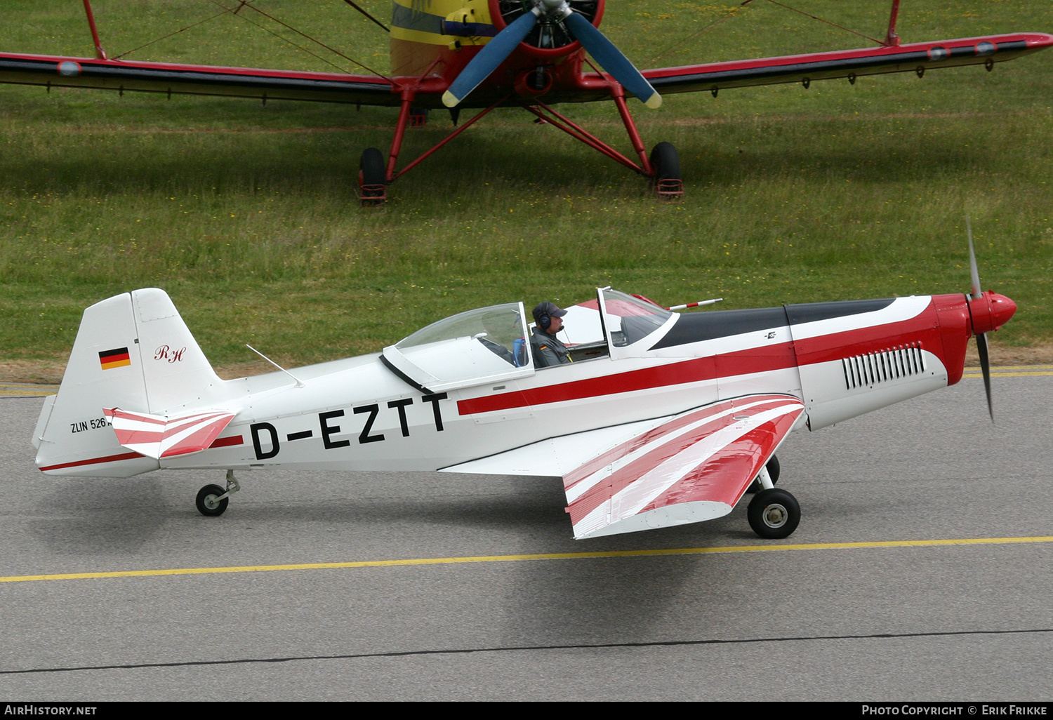 Aircraft Photo of D-EZTT | Zlin Z-526AFS Akrobat Special | AirHistory.net #510751