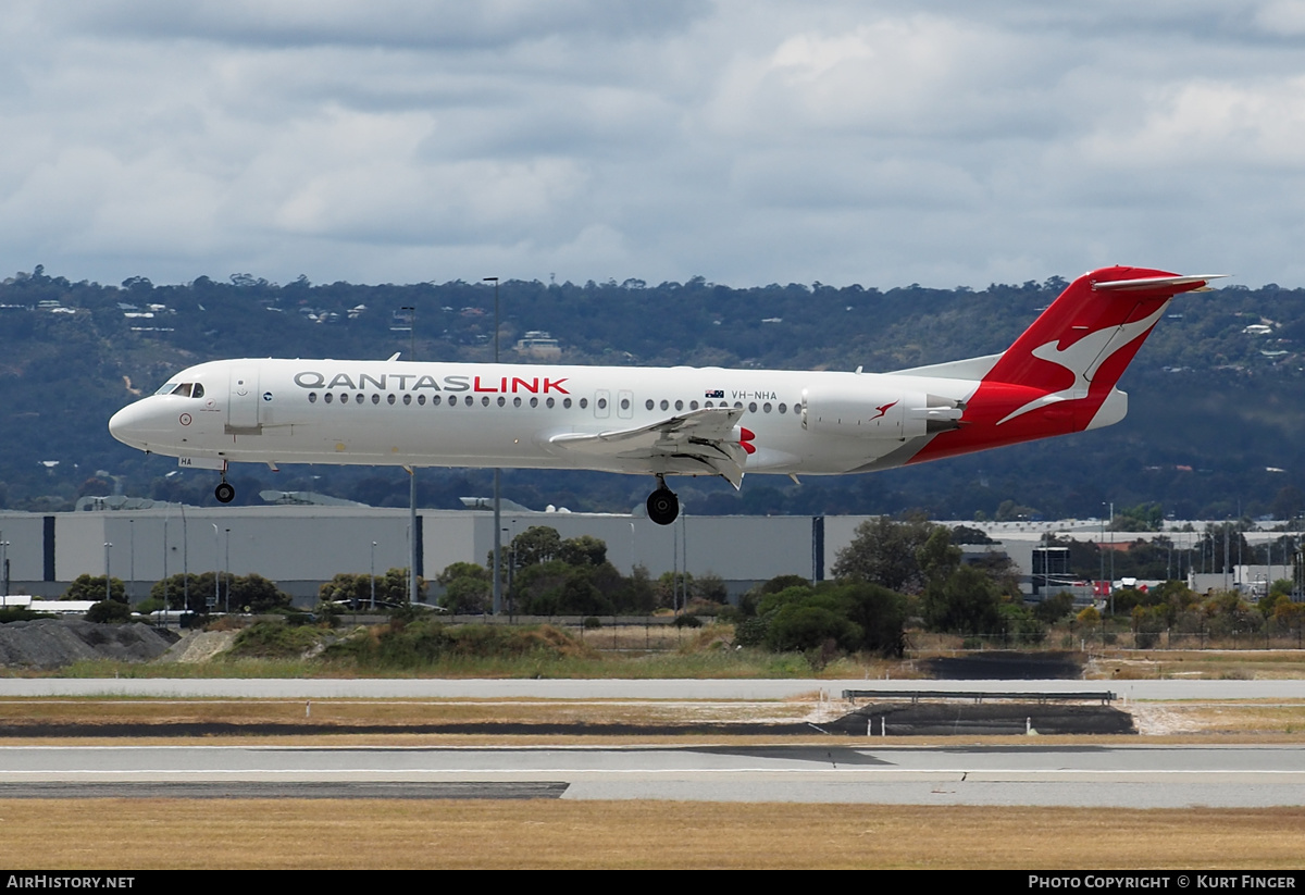 Aircraft Photo of VH-NHA | Fokker 100 (F28-0100) | QantasLink | AirHistory.net #510775