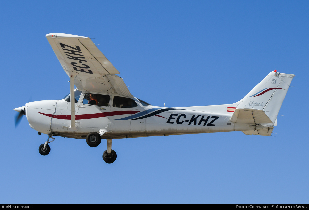 Aircraft Photo of EC-KHZ | Cessna 172R Skyhawk II | AirHistory.net #510784