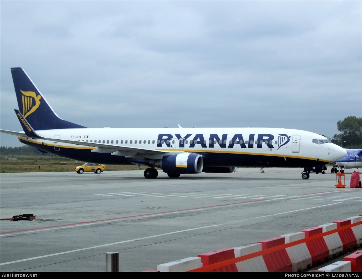 Aircraft Photo of EI-DHA | Boeing 737-8AS | Ryanair | AirHistory.net #510872