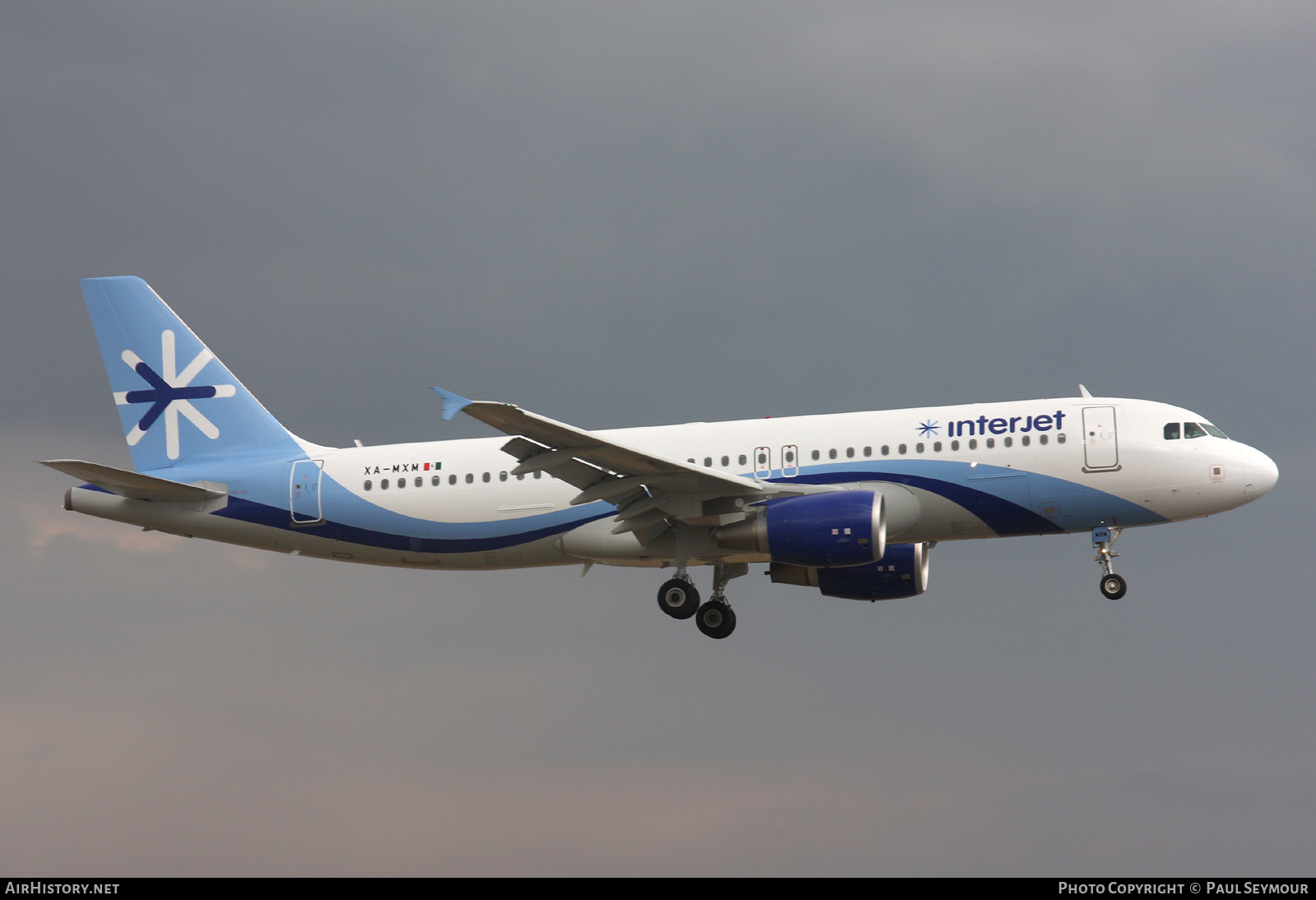 Aircraft Photo of XA-MXM | Airbus A320-214 | Interjet | AirHistory.net #510928