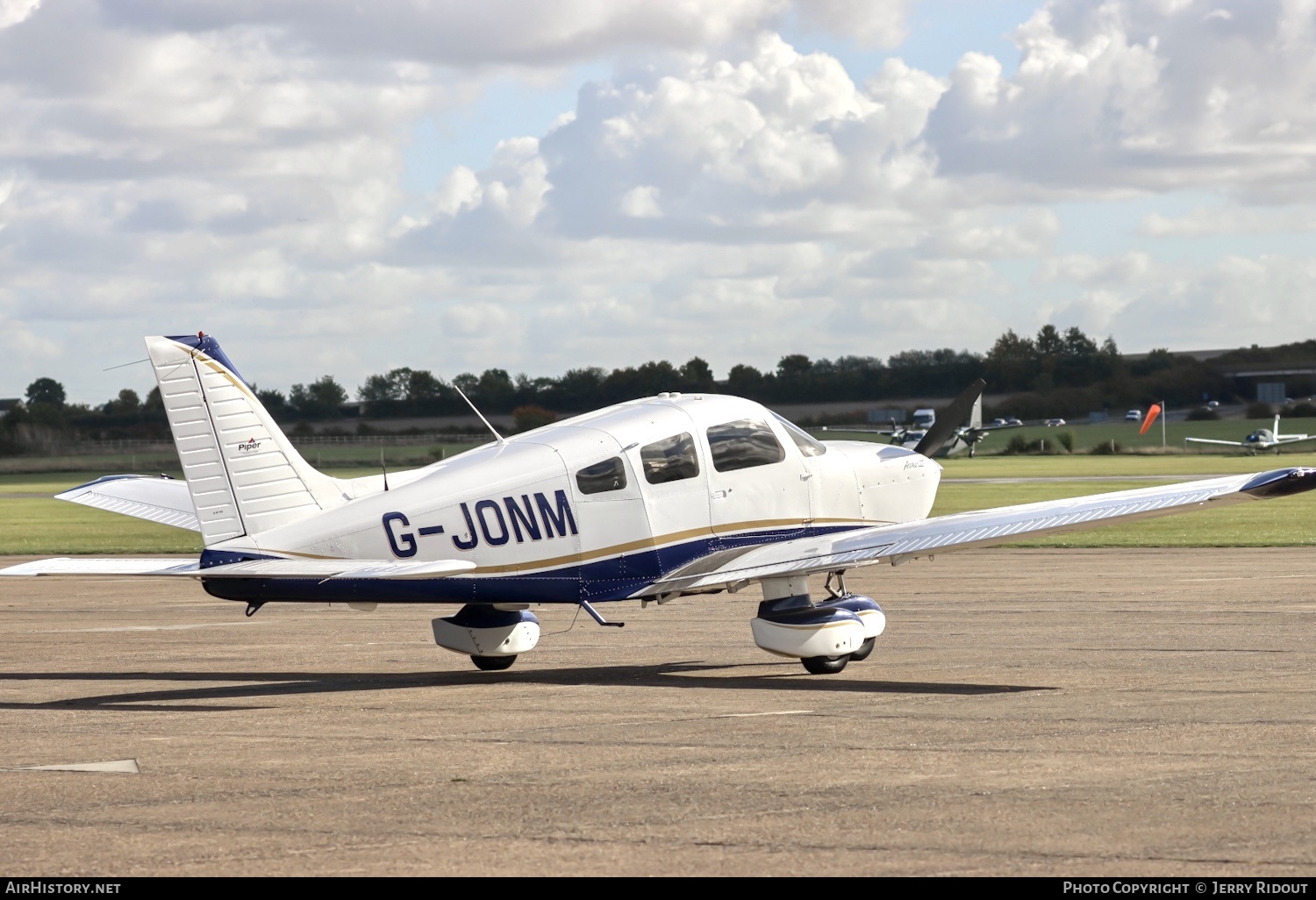 Aircraft Photo of G-JONM | Piper PA-28-181 Archer III | AirHistory.net #510984