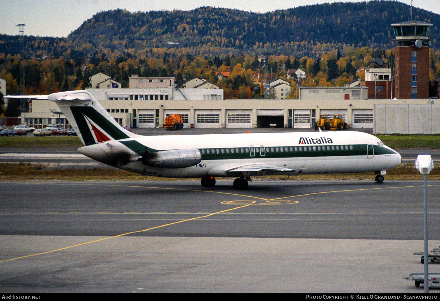 Aircraft Photo of I-RIFT | McDonnell Douglas DC-9-32 | Alitalia | AirHistory.net #511044