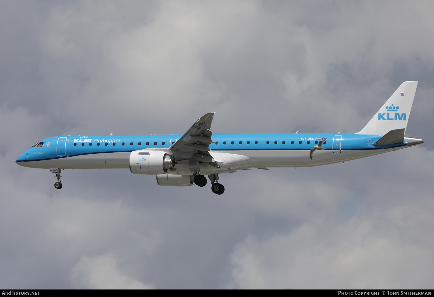 Aircraft Photo of PH-NXJ | Embraer 195-E2 (ERJ-190-400) | KLM Cityhopper | AirHistory.net #511111