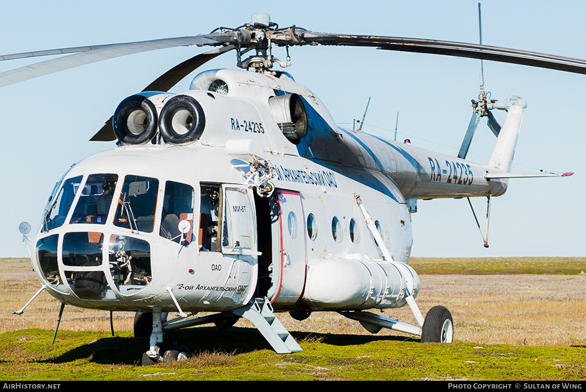 Aircraft Photo of RA-24235 | Mil Mi-8T | 2nd Arkhangelsk Air Enterprise | AirHistory.net #511112