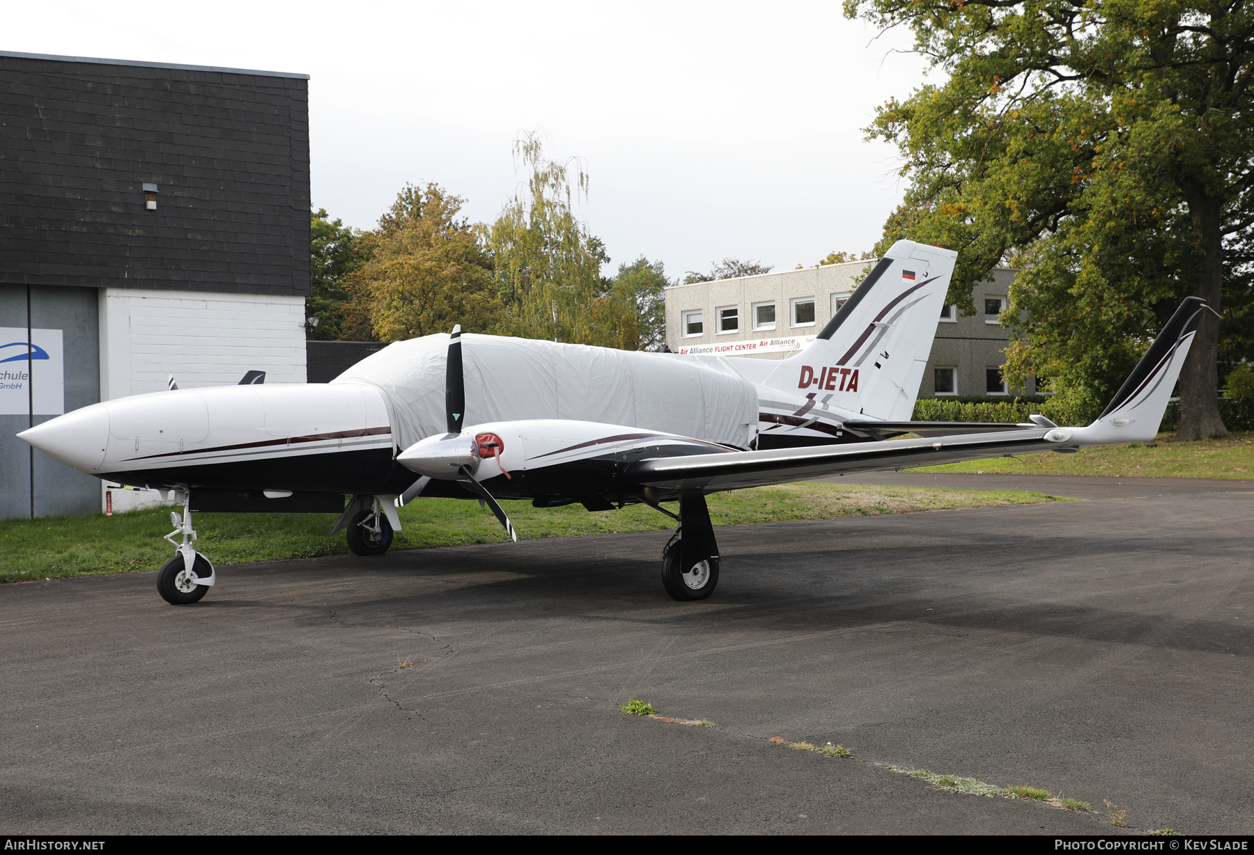 Aircraft Photo of D-IETA | Cessna 414A Chancellor RAM Srs.7 | AirHistory.net #511128