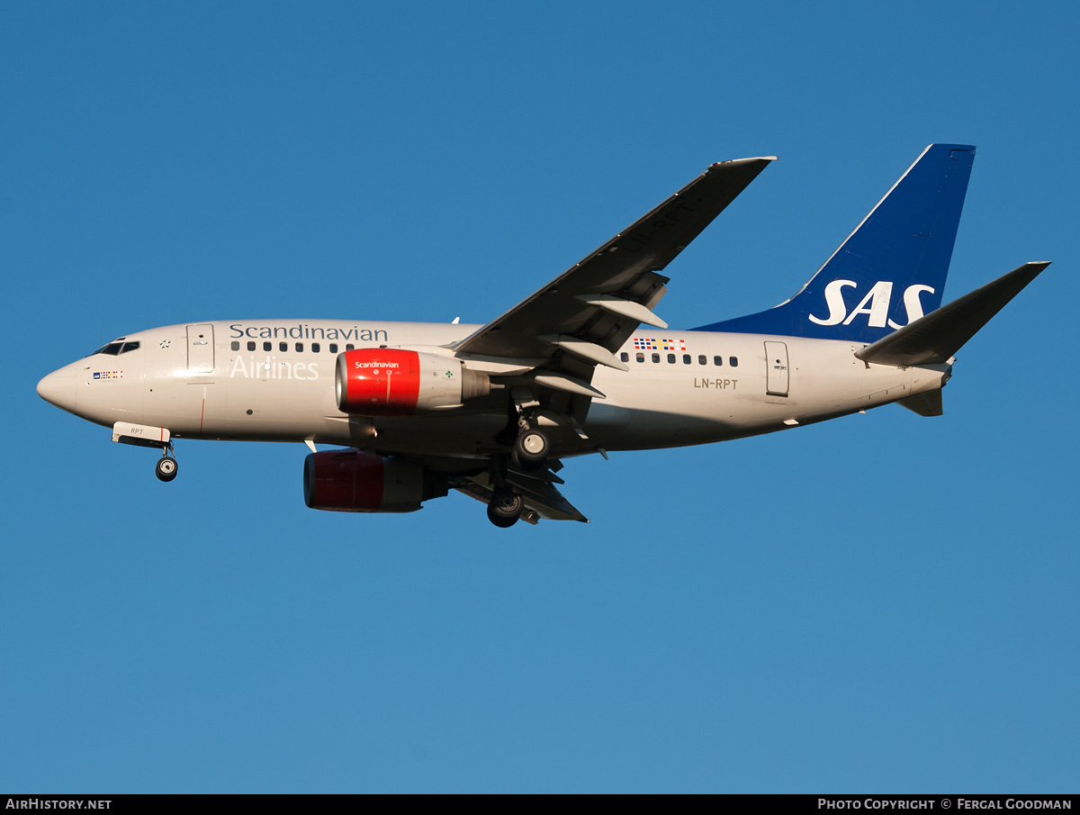 Aircraft Photo of LN-RPT | Boeing 737-683 | Scandinavian Airlines - SAS | AirHistory.net #511166